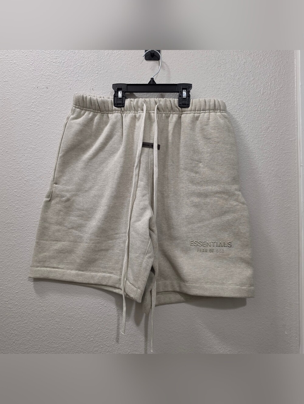 Fear of God Essentials Classic Fleece Soccer Sweatshorts 'Heather Stone' - Small